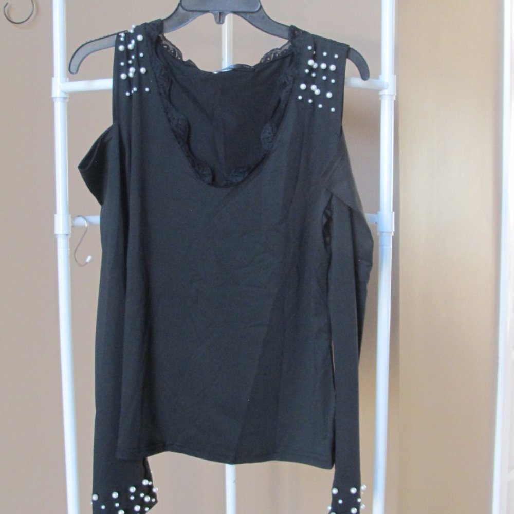 NEW Bl. Beaded Cold Shoulder Lace Long Sleeve Top